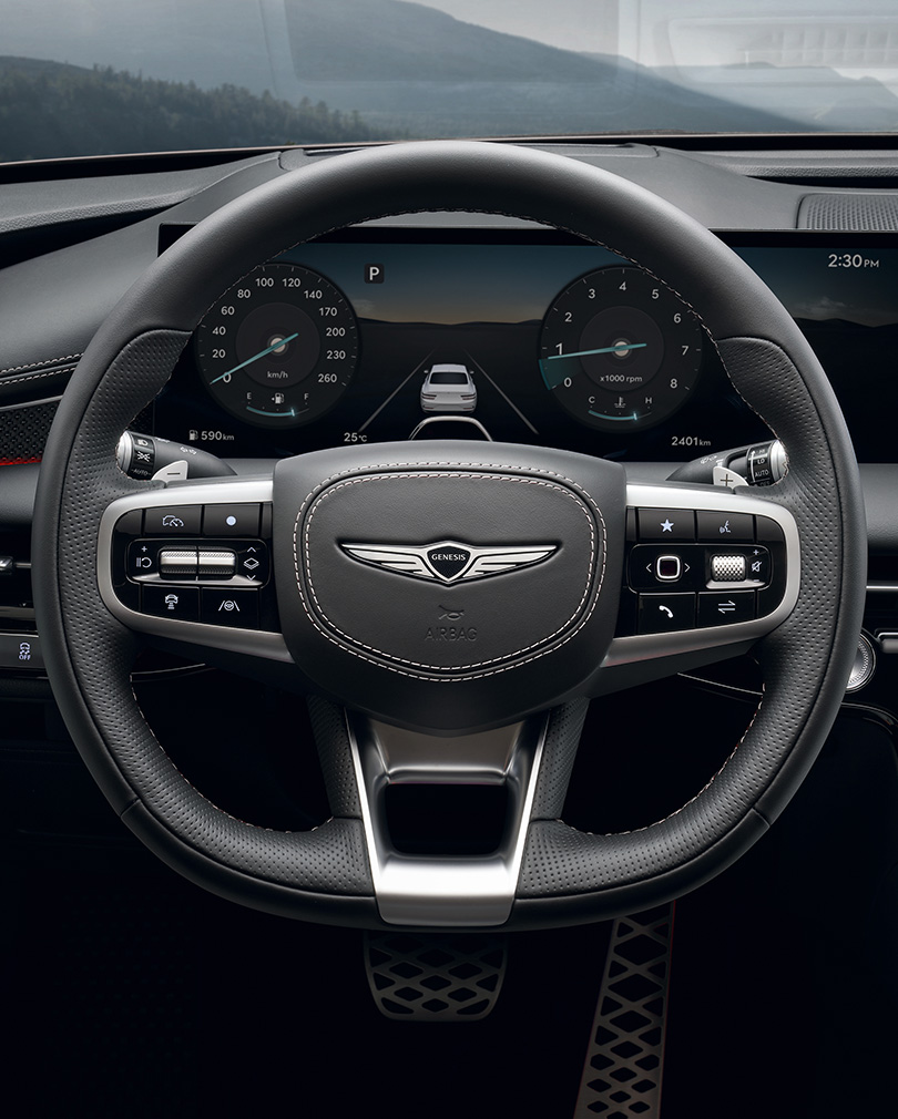  A close-up of the G80 Sport steering wheel.