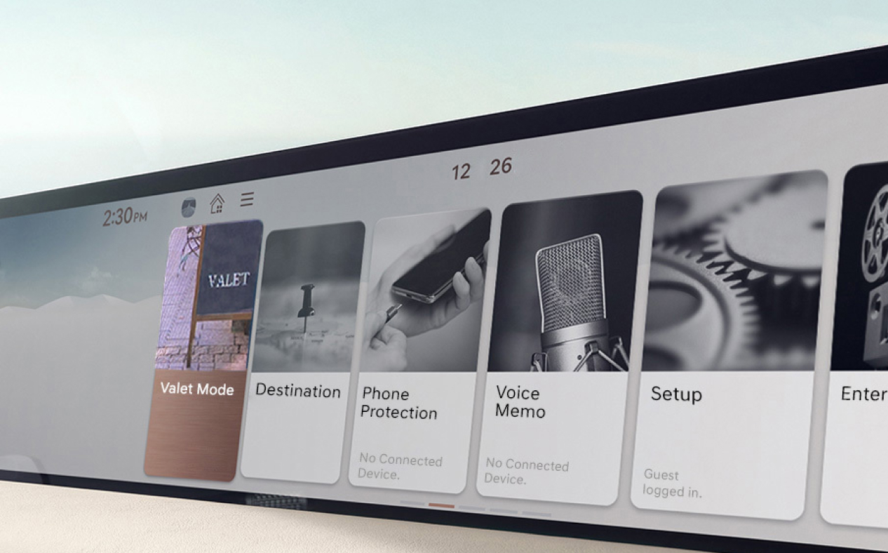  The 27-inch OLED display inside G80.