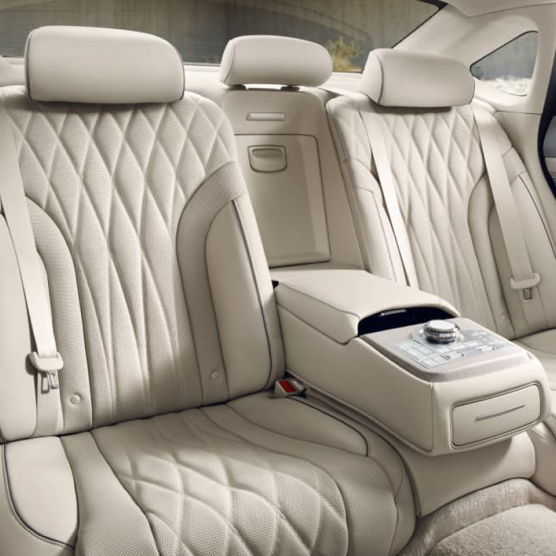  Rear heated seats