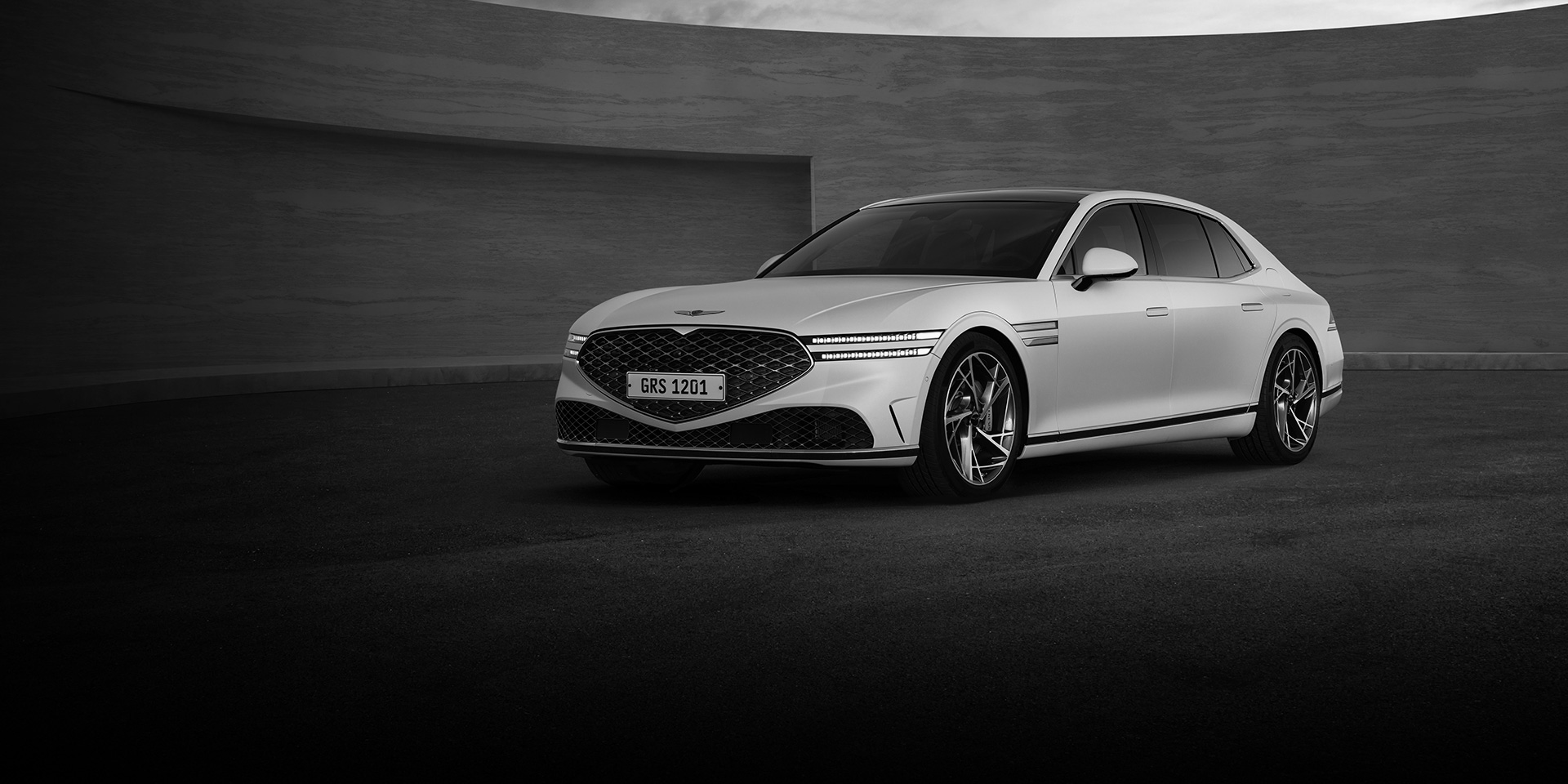 genesis-brand-overview-lineup-g90-large