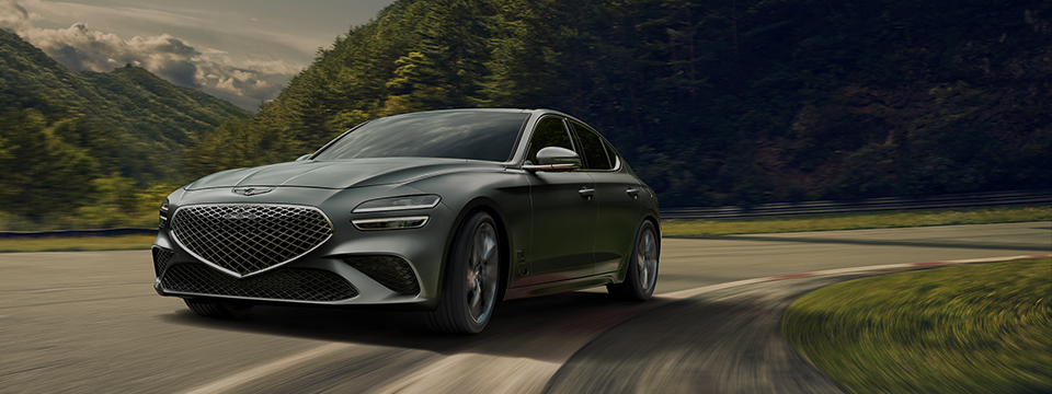genesis-g70-technology-next-performance-large-r.jpg