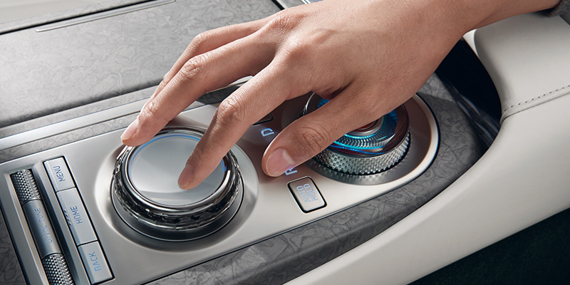 genesis-kr-technology-g80ev-desktop-2560x1280-ko.jpg
