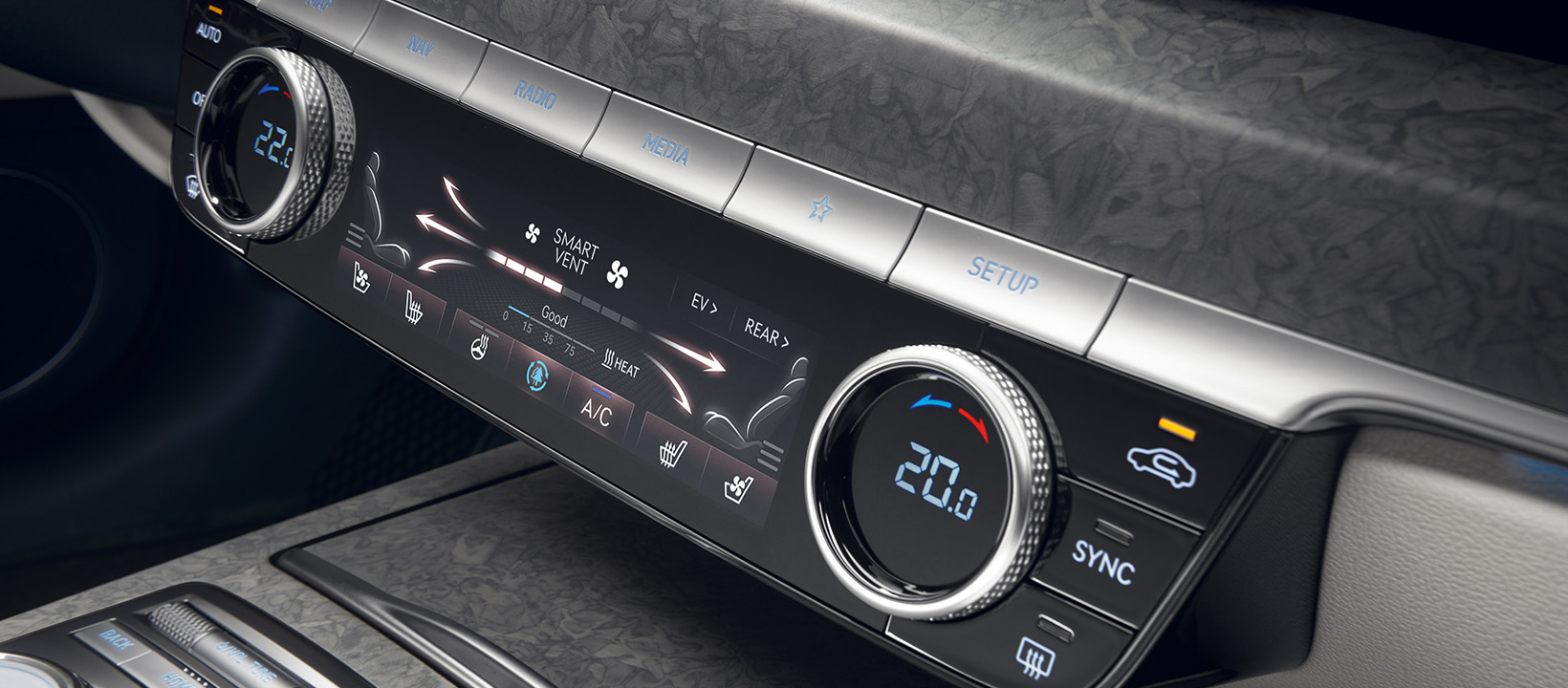 genesis-kr-technology-g80ev-touch-controller-desktop-1640x720-ko.jpg