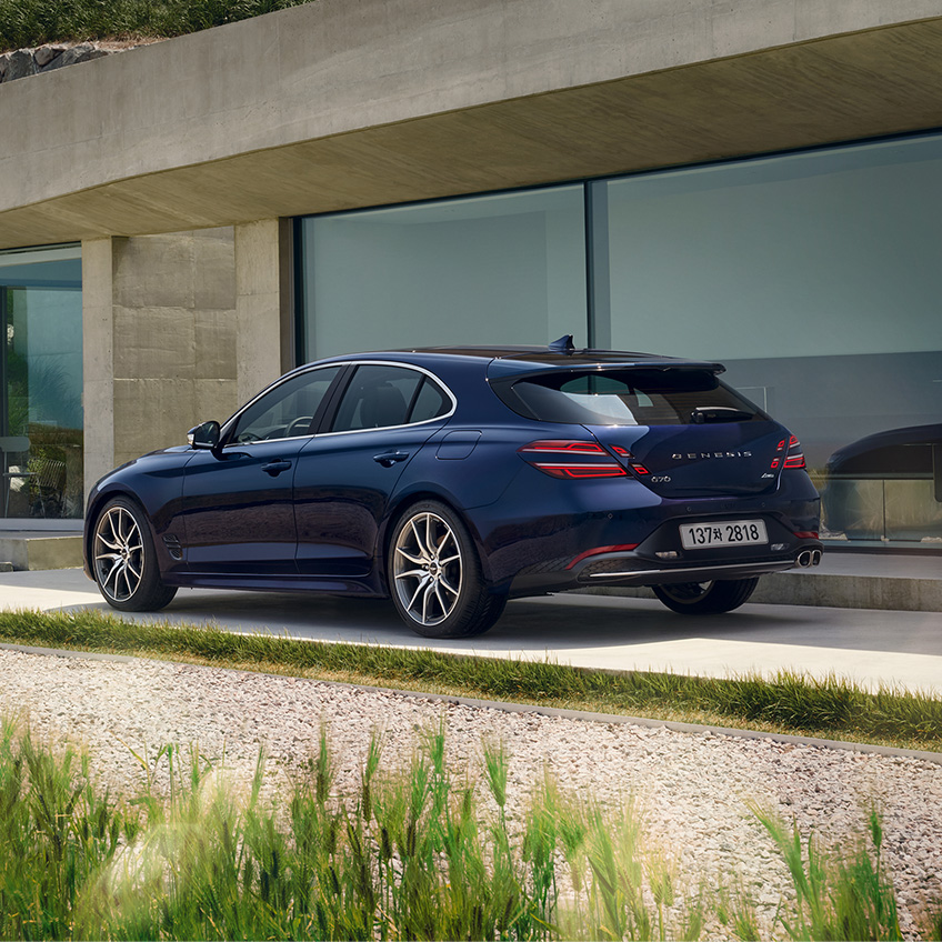 G70 SHOOTING BRAKE image