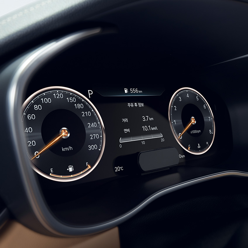 G70 SHOOTING BRAKE interior image