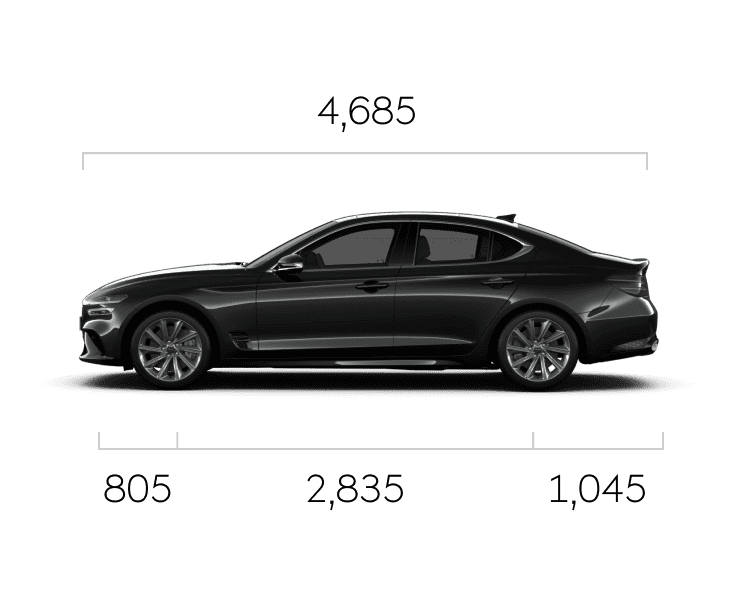 The front, side, and rear of Vik Black G70 are shown in that order.