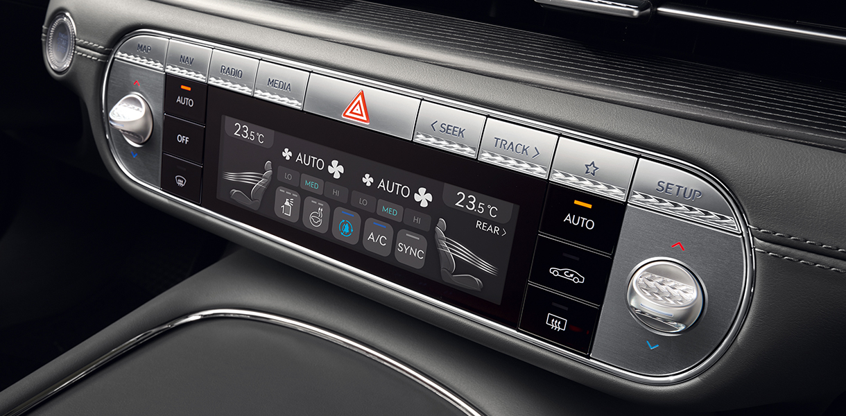 Genesis G90 Touch type air conditioning panel