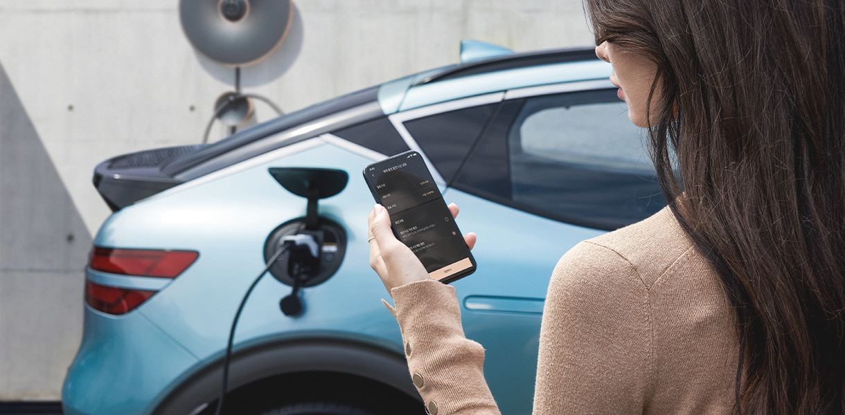 Genesis GV60 Plug & Charge 