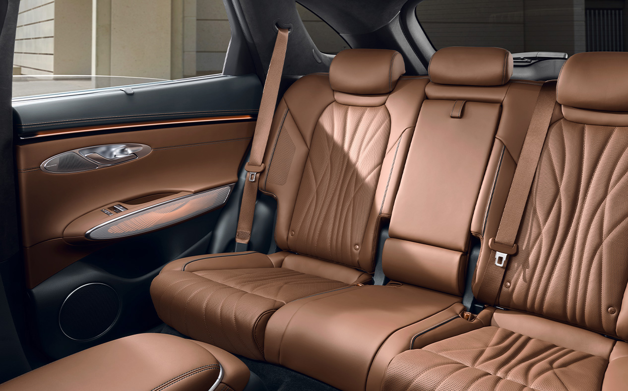 You can see the rear seats of the GV70 vehicle.